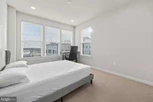 44483 Wolfhound Sq, Ashburn, VA 20147 - Photo 17