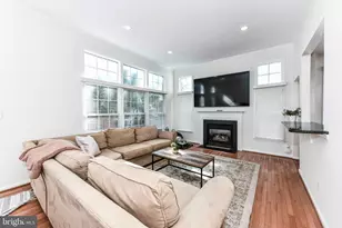 46342 Summerhill Pl, Sterling, VA 20165 - Photo 11