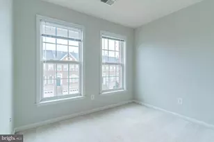 21927 Windy Oaks Square, Broadlands, VA 20148 - Photo 33