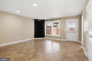 25559 Fretton Square, Chantilly, VA 20152 - Photo 5