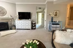 660 Gateway Dr SE, Leesburg, VA 20175 - Photo 9