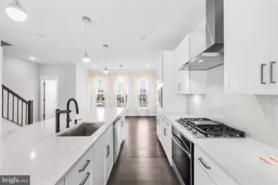 23158 Horseshoe Trail Square, Ashburn, VA 20148 - Photo 19