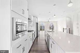 23158 Horseshoe Trl Sq, Ashburn, VA 20148 - Photo 17