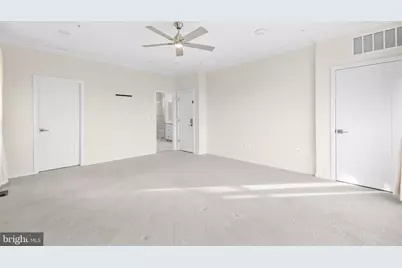 23158 Horseshoe Trail Square, Ashburn, VA 20148 - Photo 45