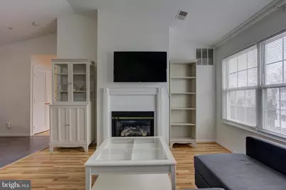 645 Constellation Square SE #J, Leesburg, VA 20175 - Photo 5