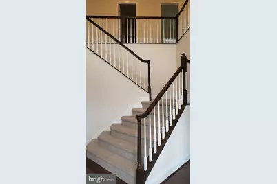 42159 Tecumseh Hills Drive, Chantilly, VA 20152 - Photo 5