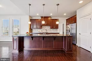 42159 Tecumseh Hills Dr, Chantilly, VA 20152 - Photo 3