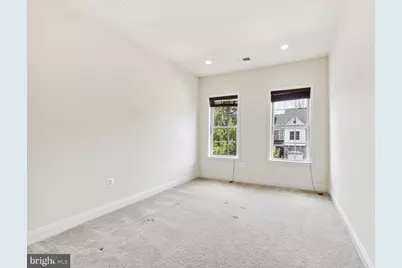 42938 Courtland Chase Square, Ashburn, VA 20148 - Photo 11
