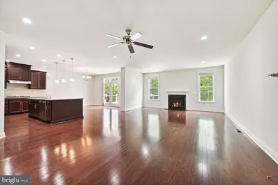 42938 Courtland Chase Square, Ashburn, VA 20148 - Photo 5