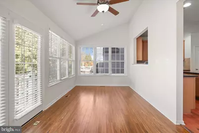 25209 Eisenhower Drive, Chantilly, VA 20152 - Photo 7