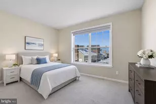 42575 Highgate Terrace, Brambleton, VA 20148 - Photo 17