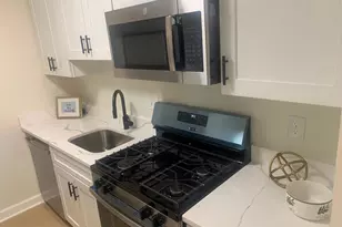 125 Clubhouse Dr SW, Leesburg, VA 20175 - Photo 1