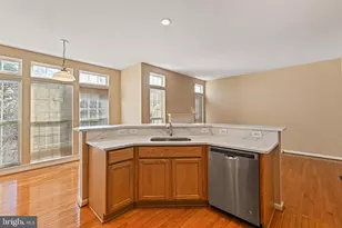 22047 Chelsy Paige Square, Ashburn, VA 20148 - Photo 17