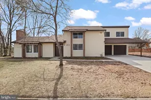 103 Farmington Ln, Sterling, VA 20164 - Photo 15