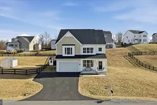 35939 Fieldside Wy, Round Hill, VA 20141 - Photo 1