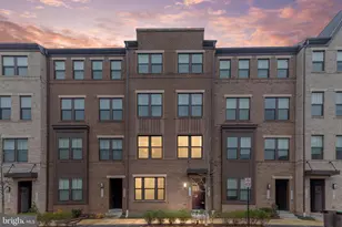 20700 Wood Quay Dr, Sterling, VA 20166 - Photo 1