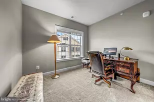 20981 Rocky Knoll Square, Ashburn, VA 20147 - Photo 21