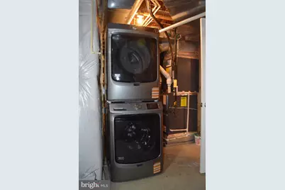 17000 Charlesbourg Place, Round Hill, VA 20141 - Photo 13