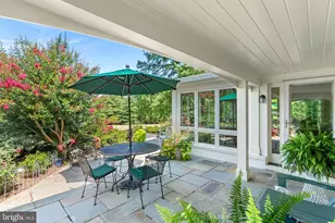 16309 Hamilton Station Rd, Waterford, VA 20197 - Photo 13