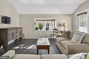 100 S Hughes St, Hamilton, VA 20158 - Photo 3