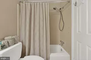 100 S Hughes St, Hamilton, VA 20158 - Photo 29