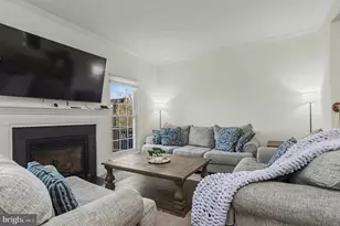 43484 Blacksmith Square, Ashburn, VA 20147 - Photo 9