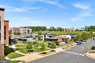 22171 Springside Terr, Ashburn, VA 20148 - Photo 29