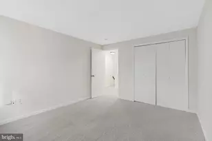 203 Greenfield Ct, Sterling, VA 20164 - Photo 23