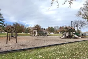 203 Greenfield Ct, Sterling, VA 20164 - Photo 45