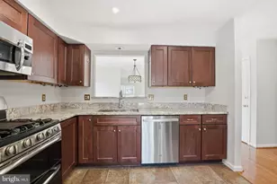 45563 Whitcomb Square, Sterling, VA 20166 - Photo 3