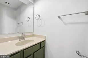 45563 Whitcomb Square, Sterling, VA 20166 - Photo 7