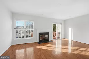 45563 Whitcomb Square, Sterling, VA 20166 - Photo 9