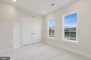 22798 Tawny Pine, Brambleton, VA 20148 - Photo 7