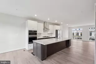 22798 Tawny Pine, Brambleton, VA 20148 - Photo 13