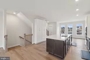 22798 Tawny Pine, Brambleton, VA 20148 - Photo 11