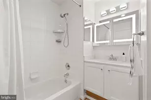 521 Constellation Square SE, Leesburg, VA 20175 - Photo 17