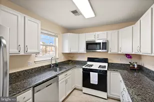 521 Constellation Square SE, Leesburg, VA 20175 - Photo 11