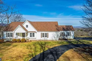 35405 Carnoustie Cir, Round Hill, VA 20141 - Photo 3