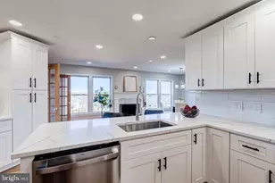 35405 Carnoustie Cir, Round Hill, VA 20141 - Photo 19