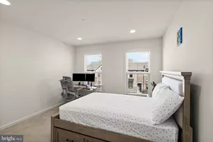 23491 Epperson Square, Brambleton, VA 20148 - Photo 35