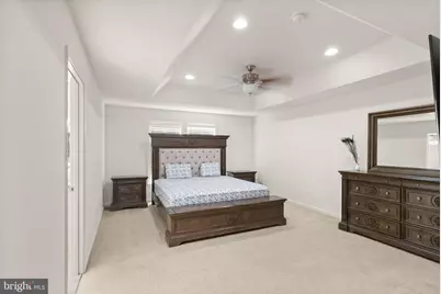 23491 Epperson Square, Brambleton, VA 20148 - Photo 25