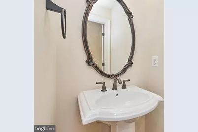 21276 Hyrst Grove Terrace, Ashburn, VA 20147 - Photo 9