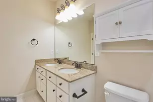 21276 Hyrst Grove Terrace, Ashburn, VA 20147 - Photo 21