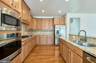 21276 Hyrst Grove Terrace, Ashburn, VA 20147 - Photo 15