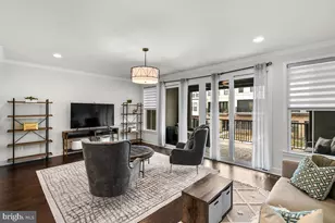 23049 Cottonwillow Sq, Brambleton, VA 20148 - Photo 27