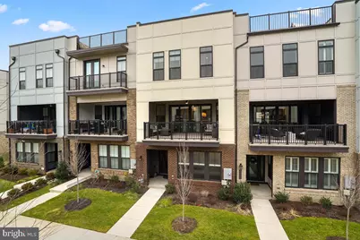 23049 Cottonwillow Square, Brambleton, VA 20148 - Photo 3