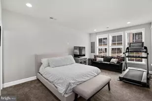 23049 Cottonwillow Sq, Brambleton, VA 20148 - Photo 9