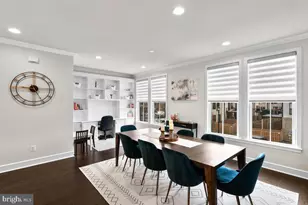 23049 Cottonwillow Sq, Brambleton, VA 20148 - Photo 17