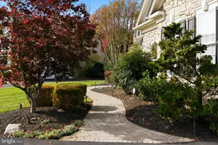 22455 Pine Ridge Ct, Ashburn, VA 20148 - Photo 5