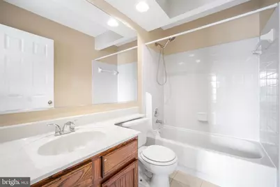 22078 Manning Square, Sterling, VA 20166 - Photo 23